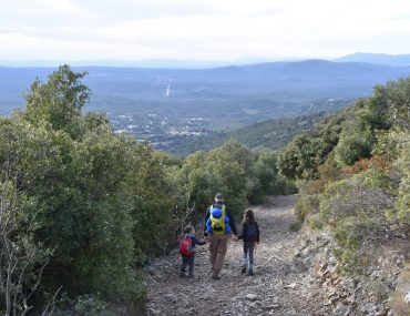 Randonnée au pic saint loup en famille