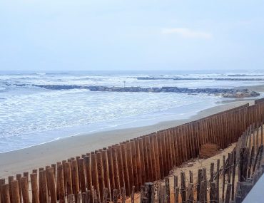 mer-dechainee-plage-carnon