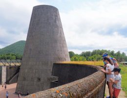 vulcania-visite-famille-enfant